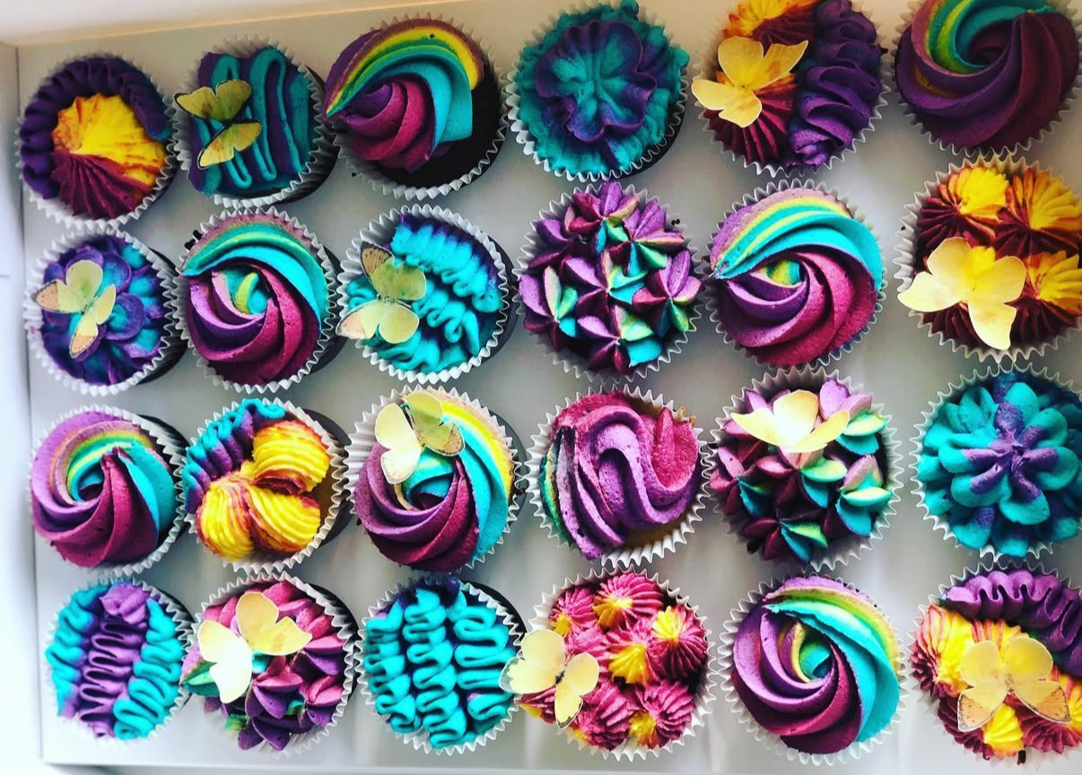 Custom fancy cupcakes (collection only)